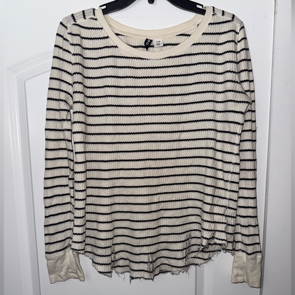 BDG Urban Outfitters black & white stripe long sleeve scoop neck distressed tee